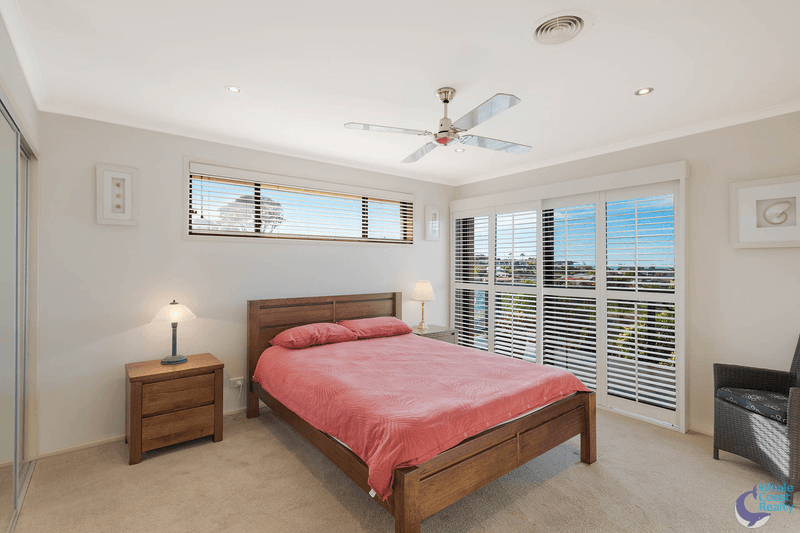 11 Warbler Crescent, NORTH NAROOMA, NSW 2546