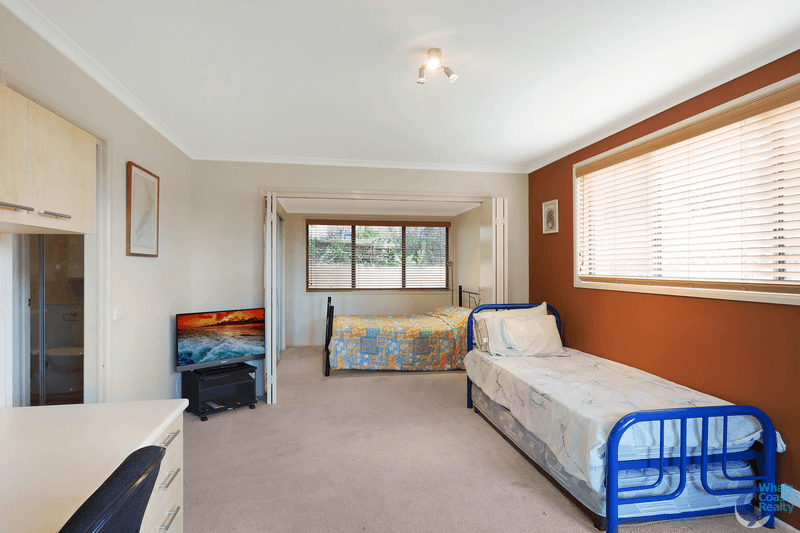 11 Warbler Crescent, NORTH NAROOMA, NSW 2546