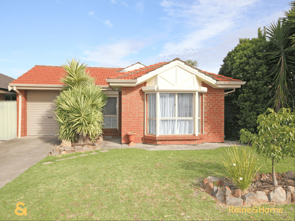 12 Kentwood Road, MORPHETT VALE, SA 5162