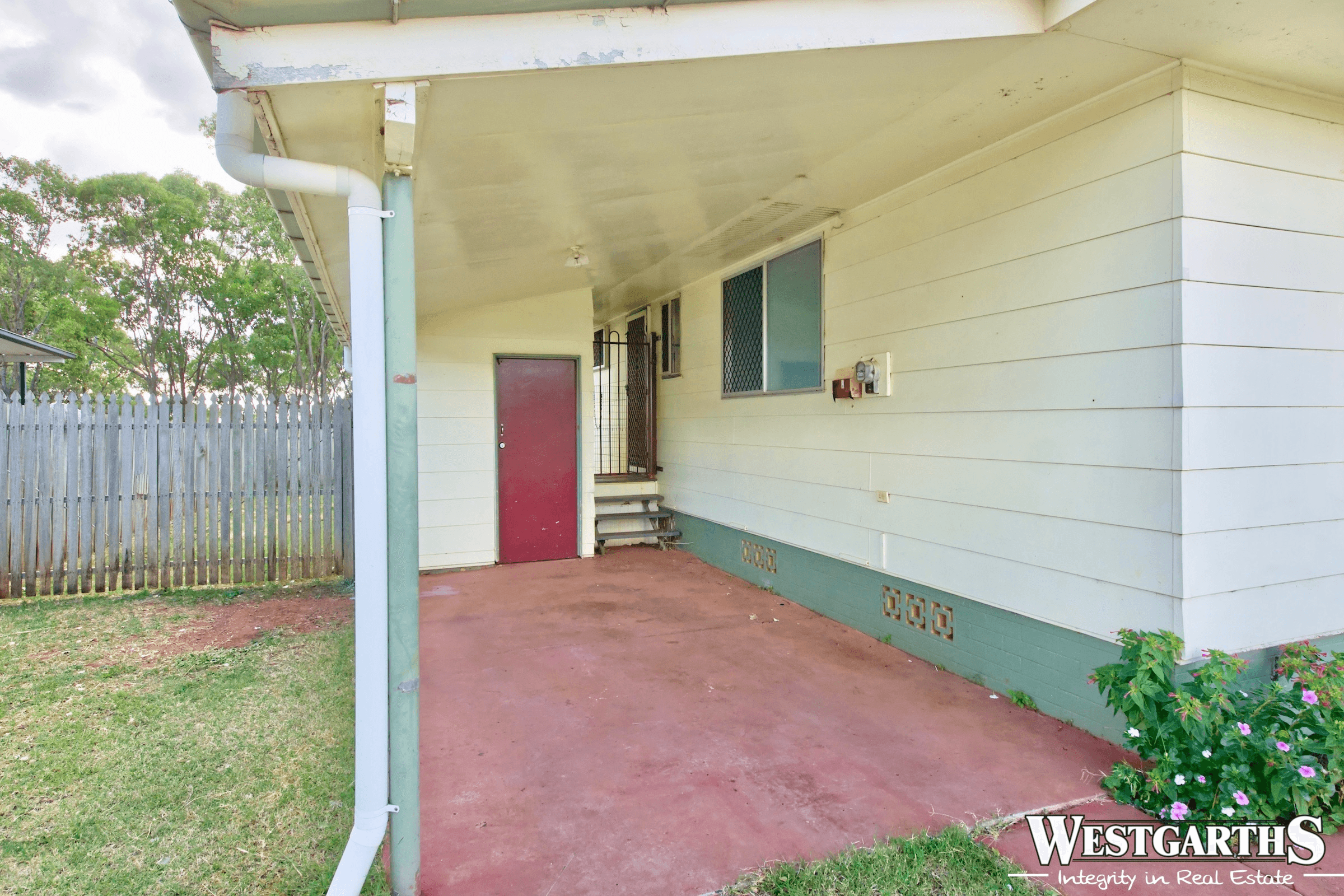 25 Milligan Street, OAKEY, QLD 4401