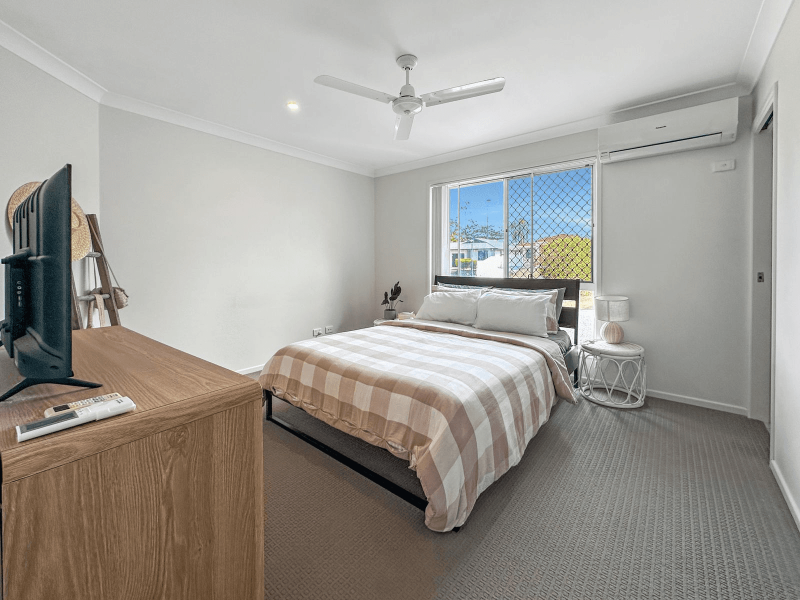 2/37 Hangan Street, Bucasia, QLD 4750