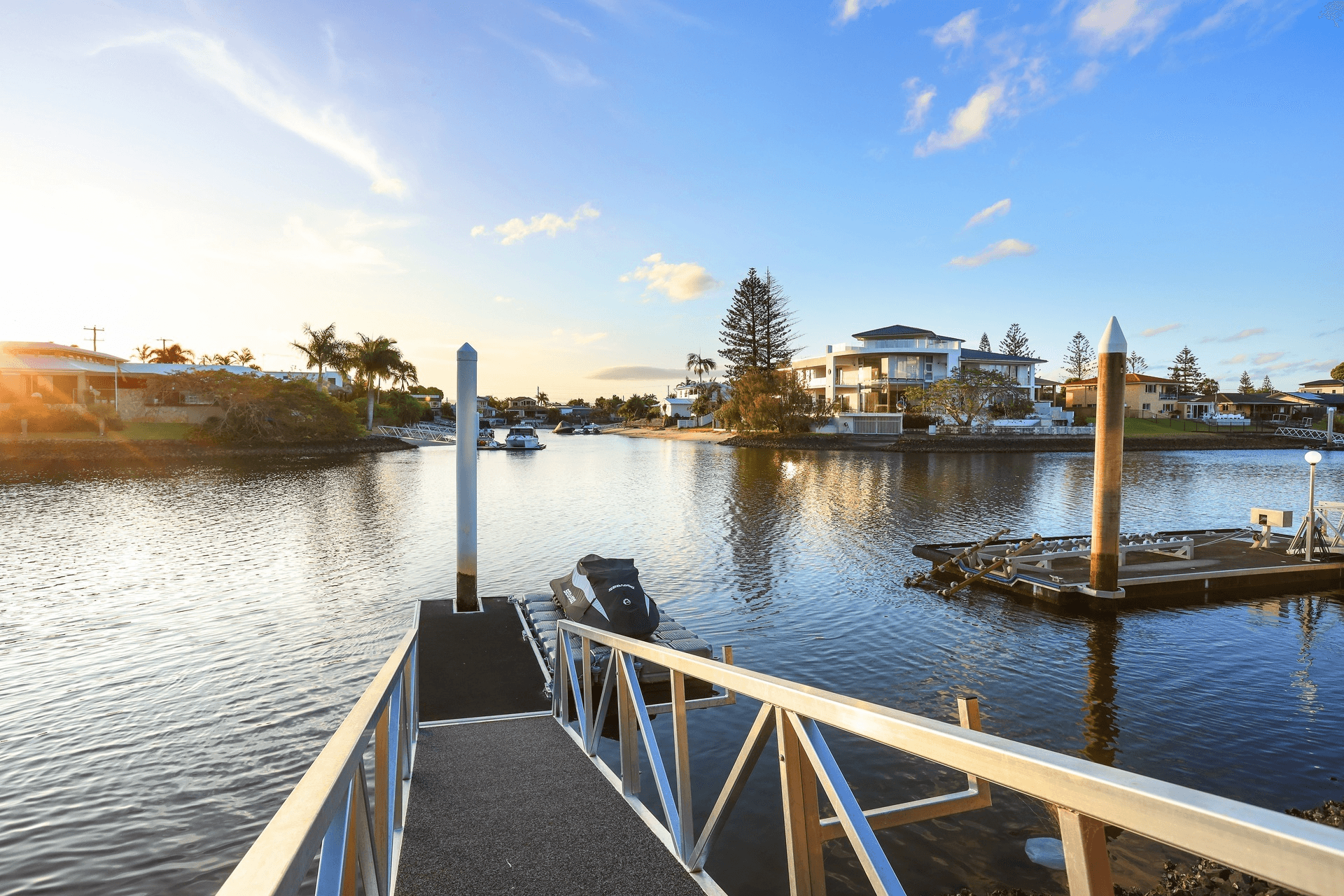 35 Allambi Avenue, Broadbeach Waters, QLD 4218