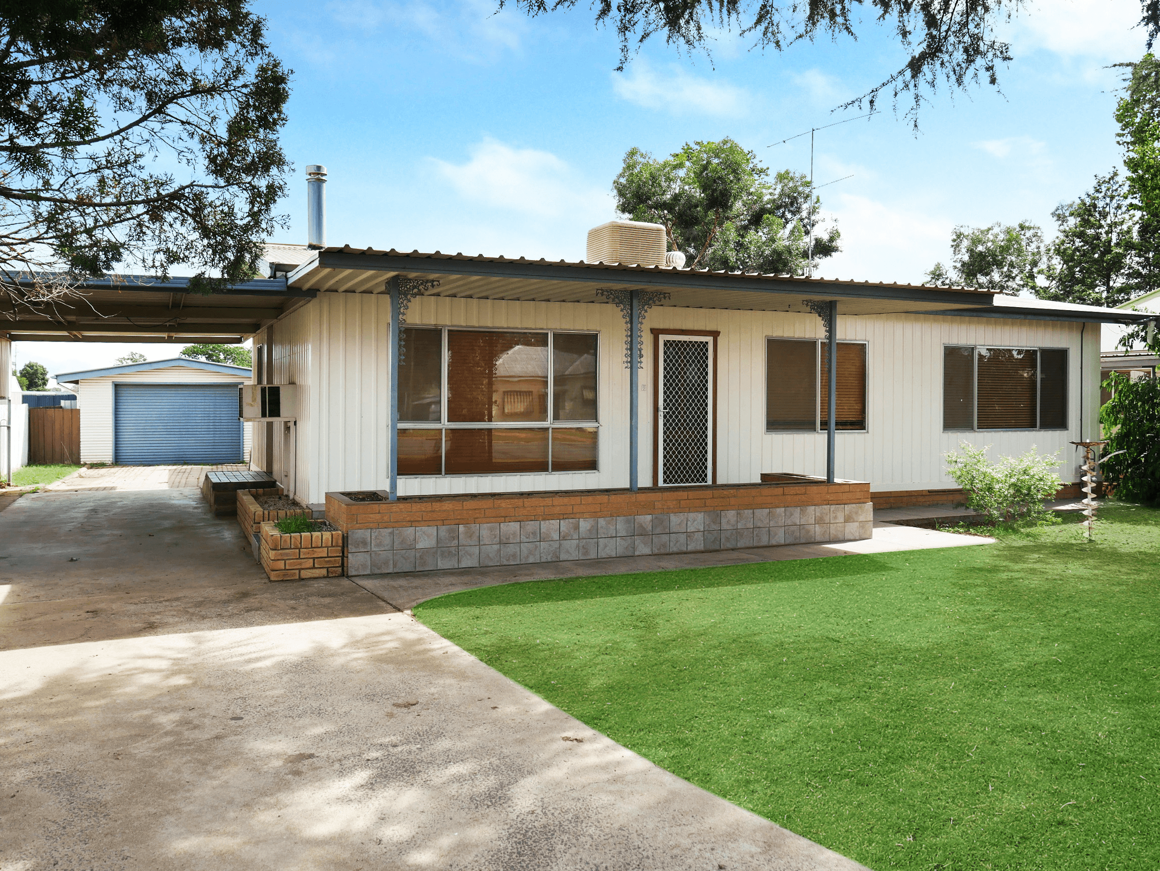 11 Progress Street, YANCO, NSW 2703