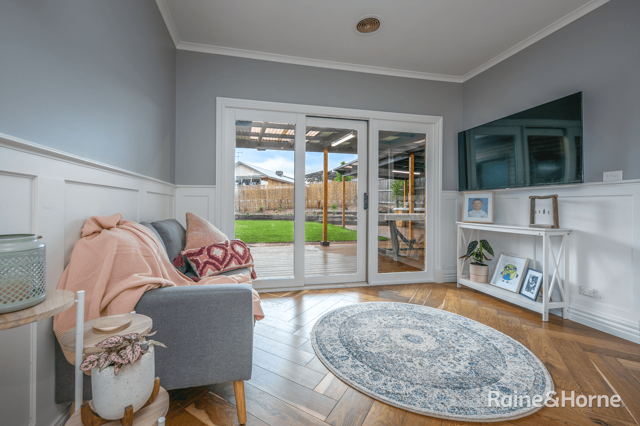 5 Bates Court, SUNBURY, VIC 3429