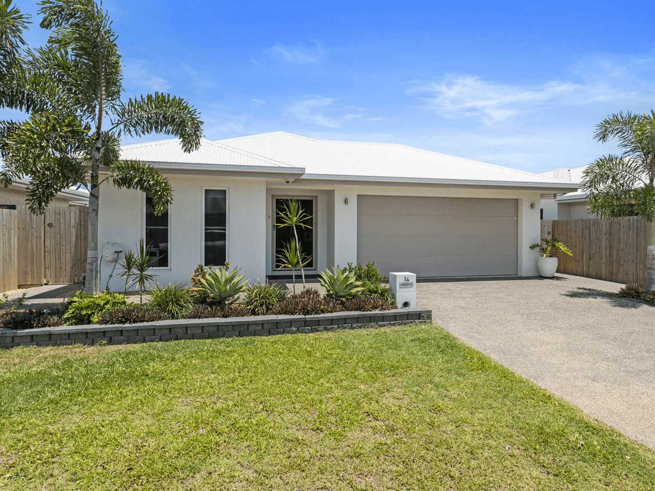 14 Cardross Link, SMITHFIELD, QLD 4878