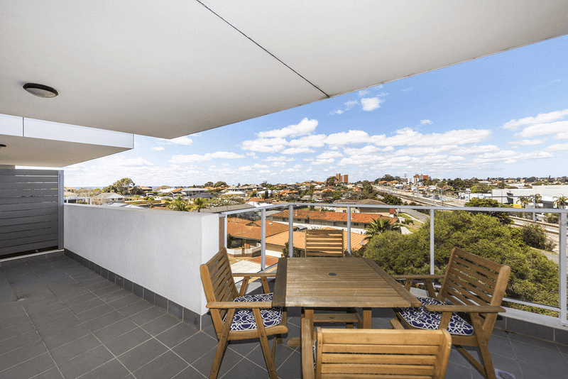 521/2 Rutland Avenue, Lathlain, WA 6100