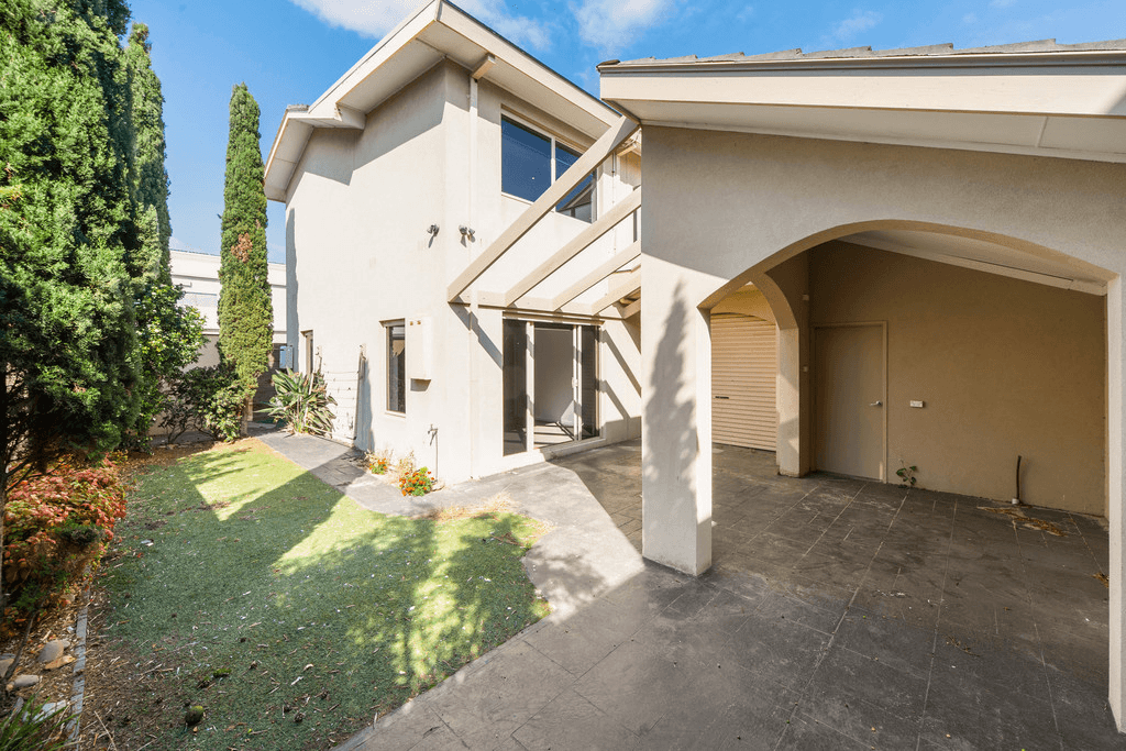 2/656B Nepean Highway, CARRUM, VIC 3197