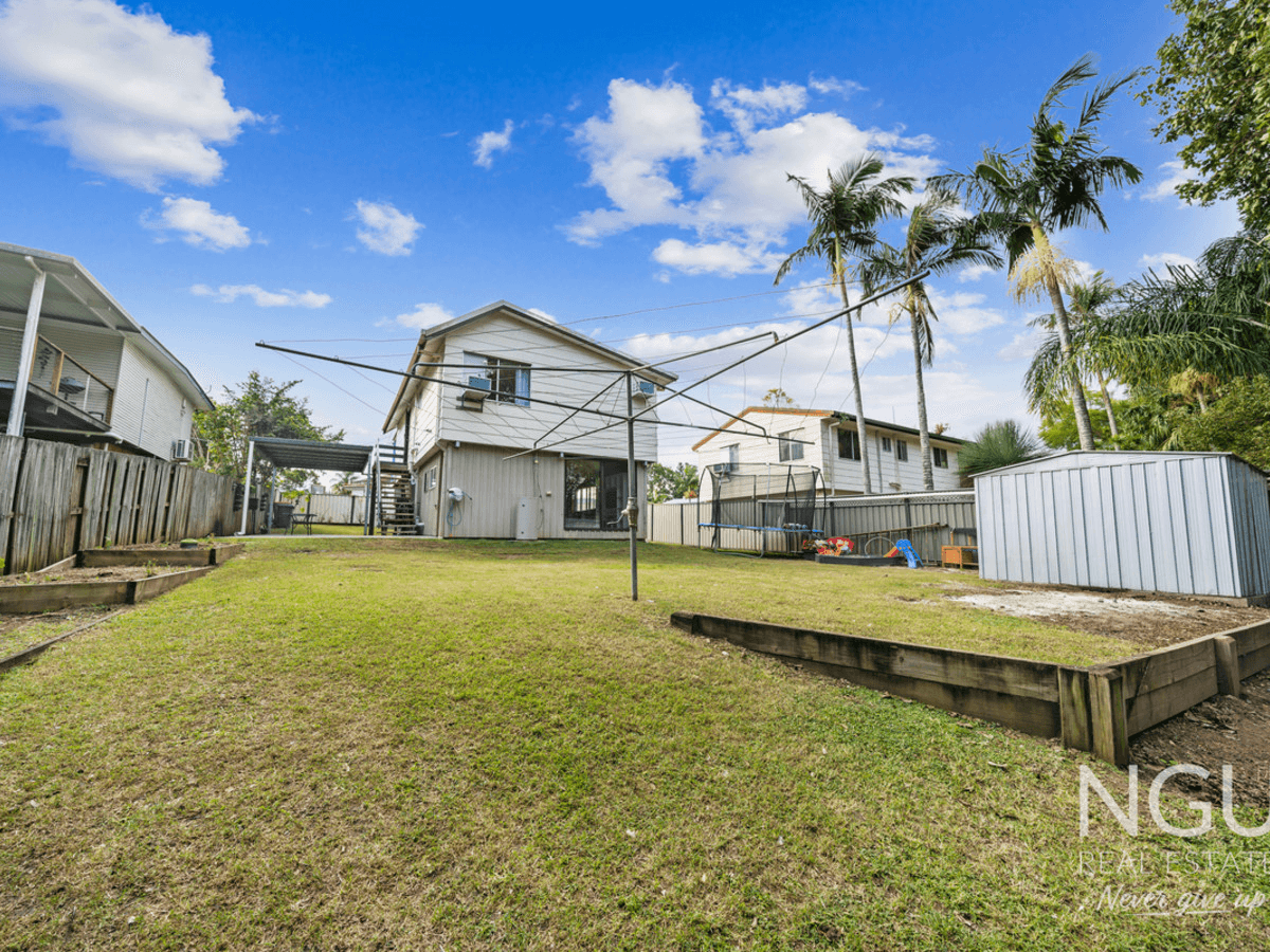 11 Janet Street, North Booval, QLD 4304