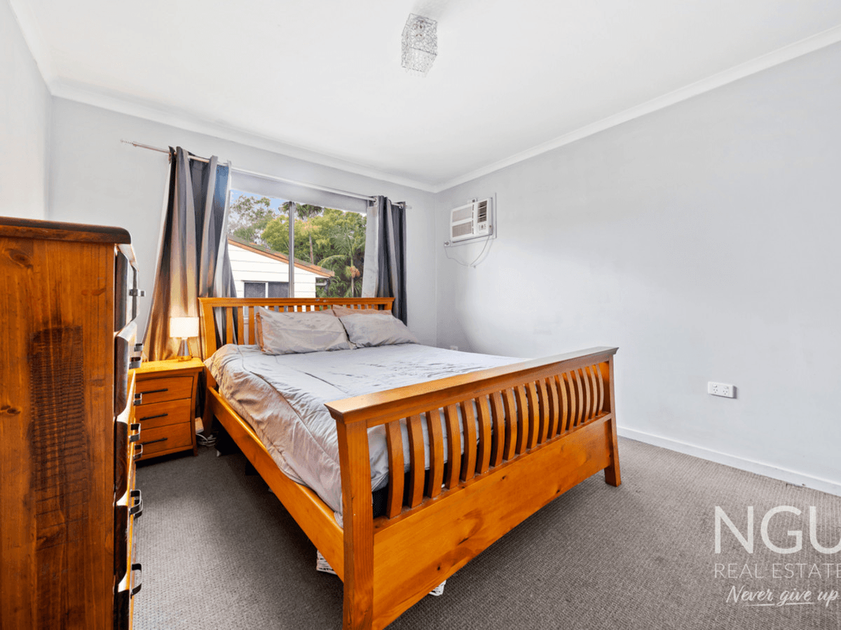 11 Janet Street, North Booval, QLD 4304