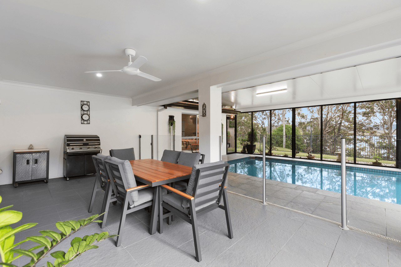 89 Botanical Circuit, BANORA POINT, NSW 2486