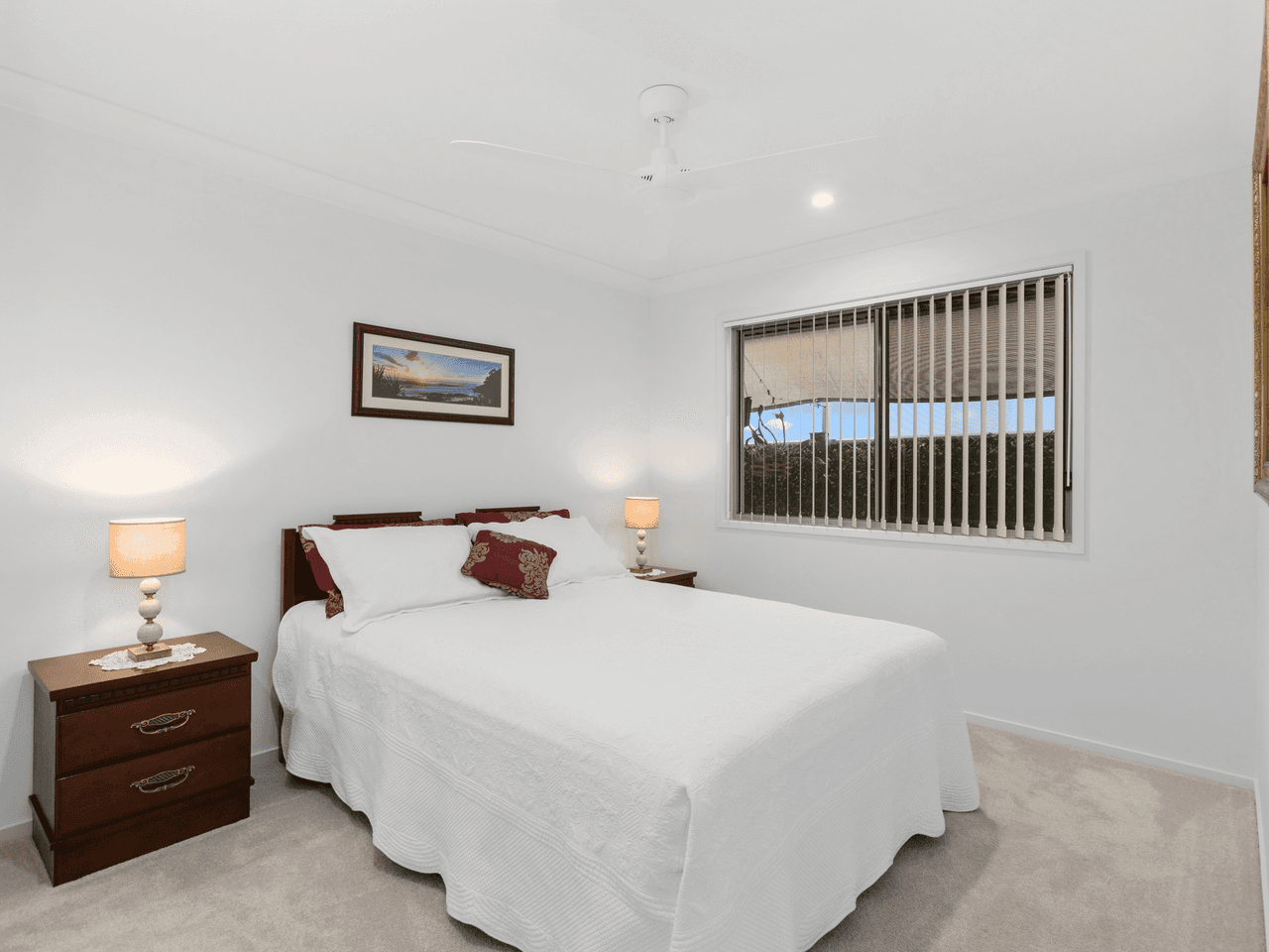 89 Botanical Circuit, BANORA POINT, NSW 2486