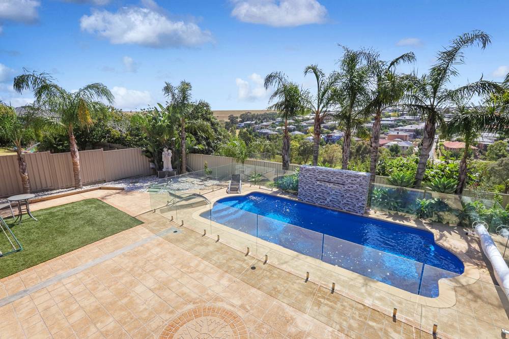 23 Clifton Road, Greenvale, VIC 3059