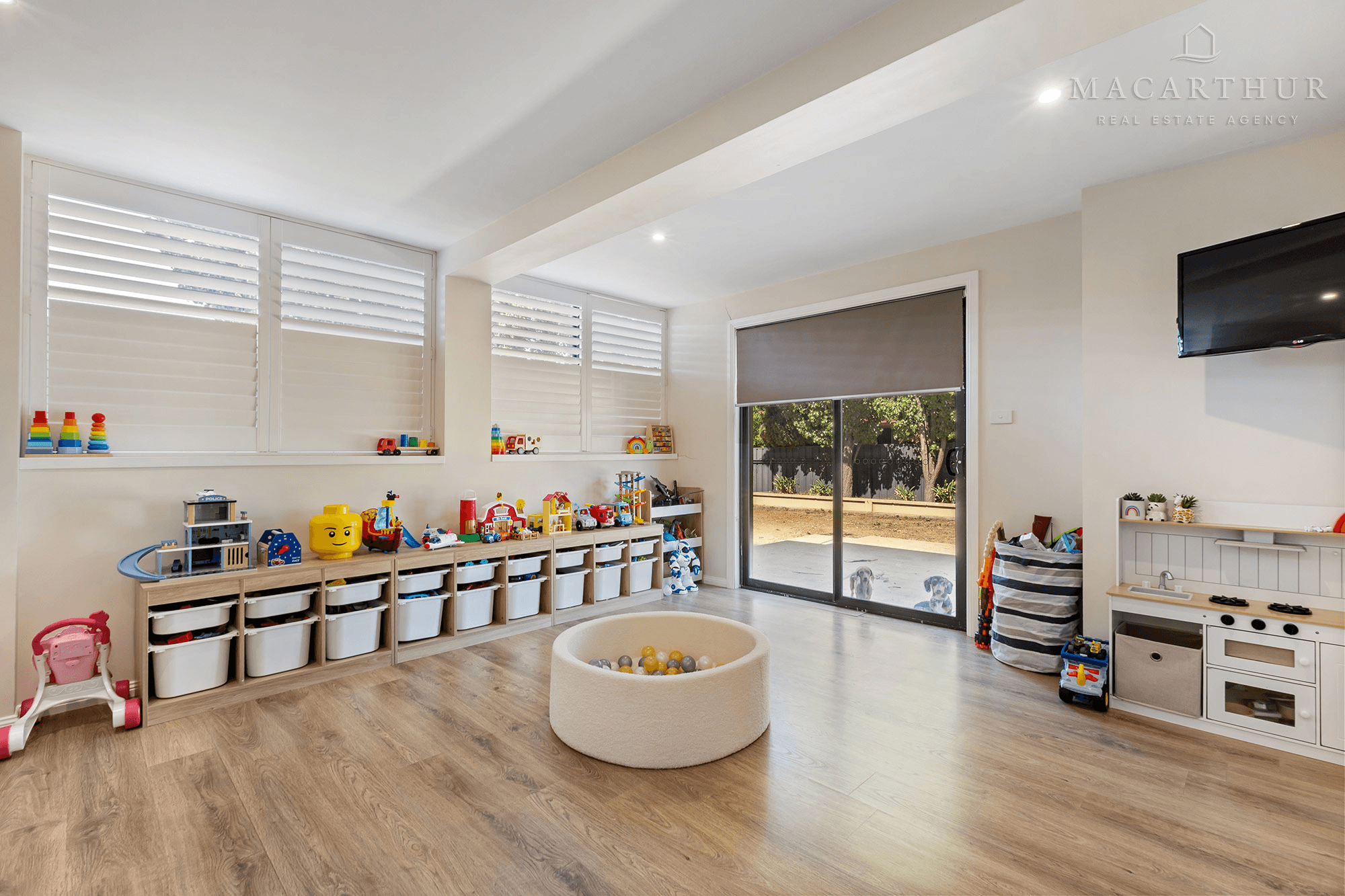 6 Ilex Street, Lake Albert, NSW 2650