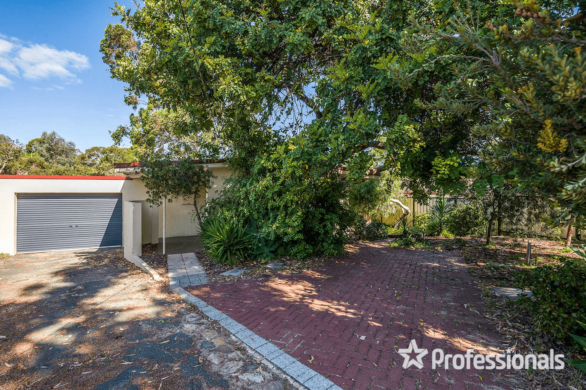 6 Logue Court, BALGA, WA 6061