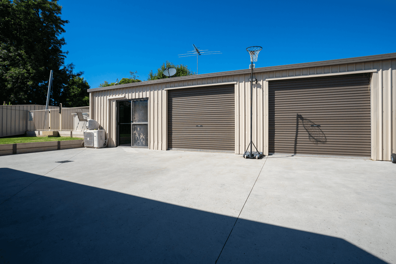 285 Vickers Road, LAVINGTON, NSW 2641