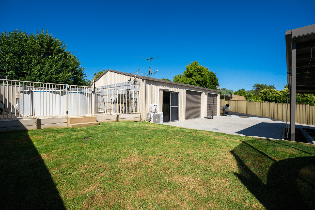 285 Vickers Road, LAVINGTON, NSW 2641