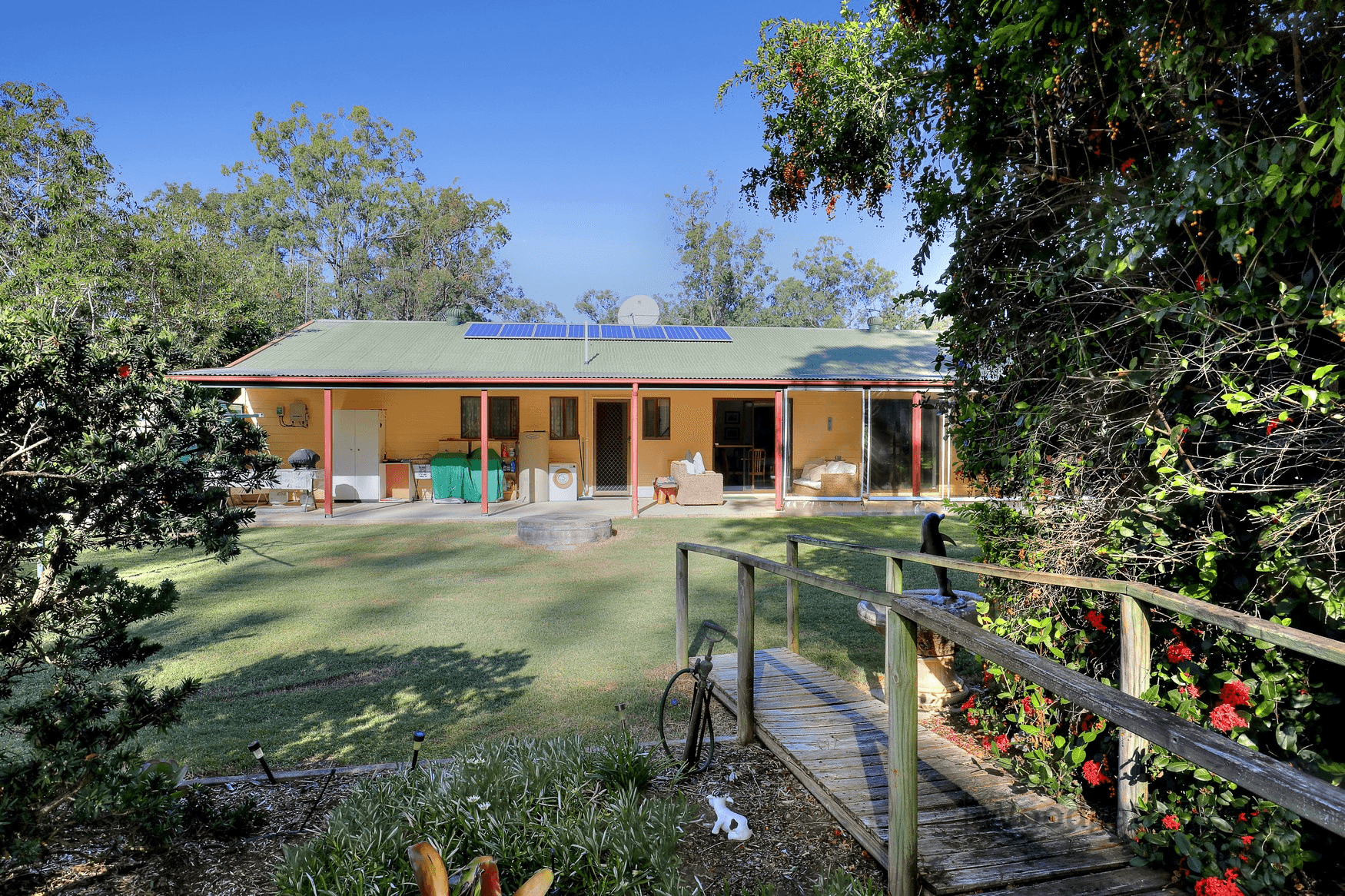 109 SUNNYBRAE CIRCUIT, REDRIDGE, QLD 4660