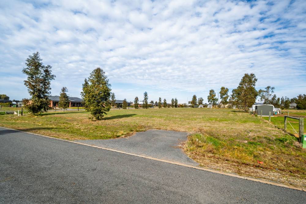 14 Lara Close, Mulwala, NSW 2647