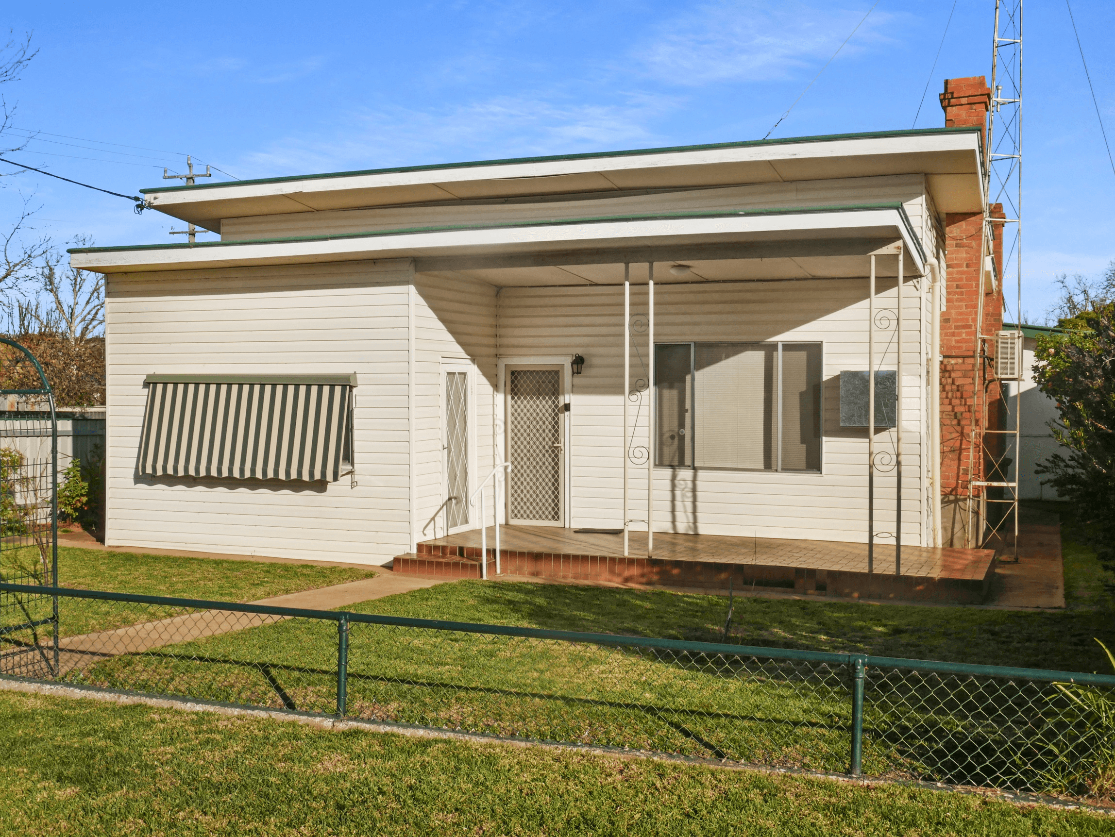 22 Grosvenor St., NARRANDERA, NSW 2700