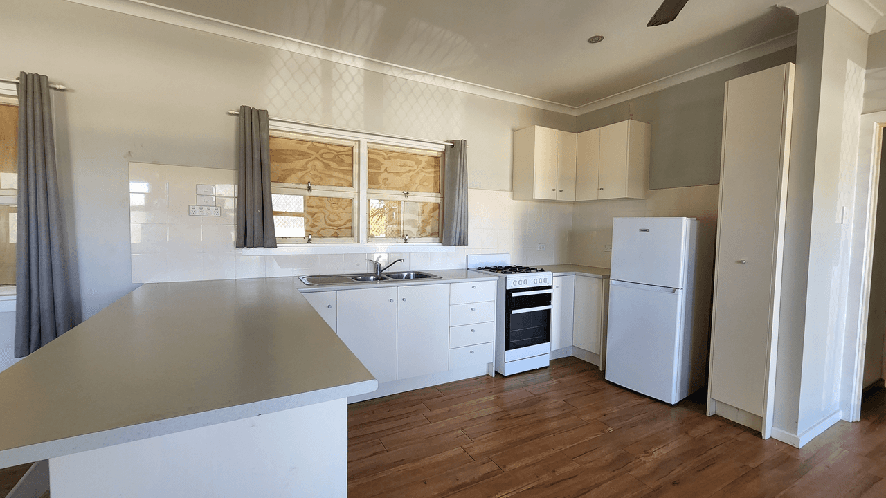 25 Hubble Street, SOUTH CARNARVON, WA 6701