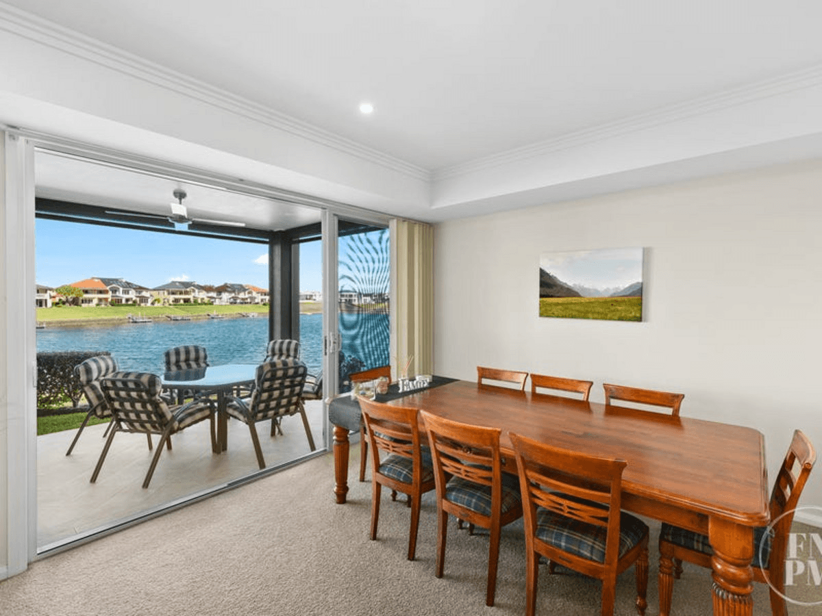 2/1 Harbourside Crescent, PORT MACQUARIE, NSW 2444