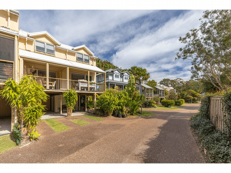 3/285 Boomerang Drive, BLUEYS BEACH, NSW 2428