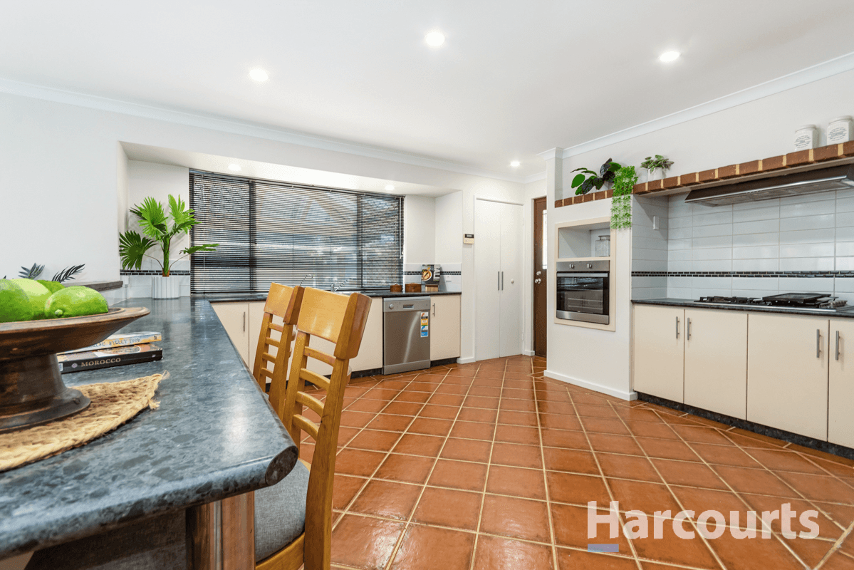 5 Katoora Place, OCEAN REEF, WA 6027