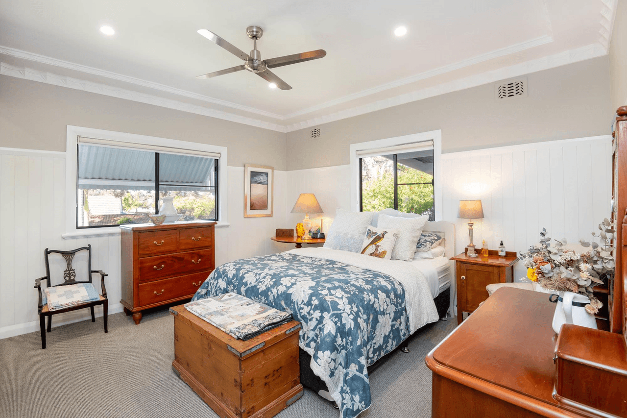 7 Pine Crescent, SANDY BEACH, NSW 2456