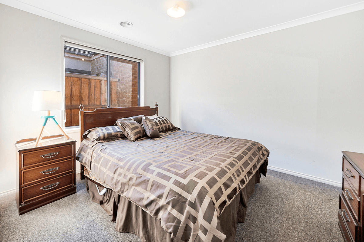 13 Greenglade Way, CRANBOURNE EAST, VIC 3977