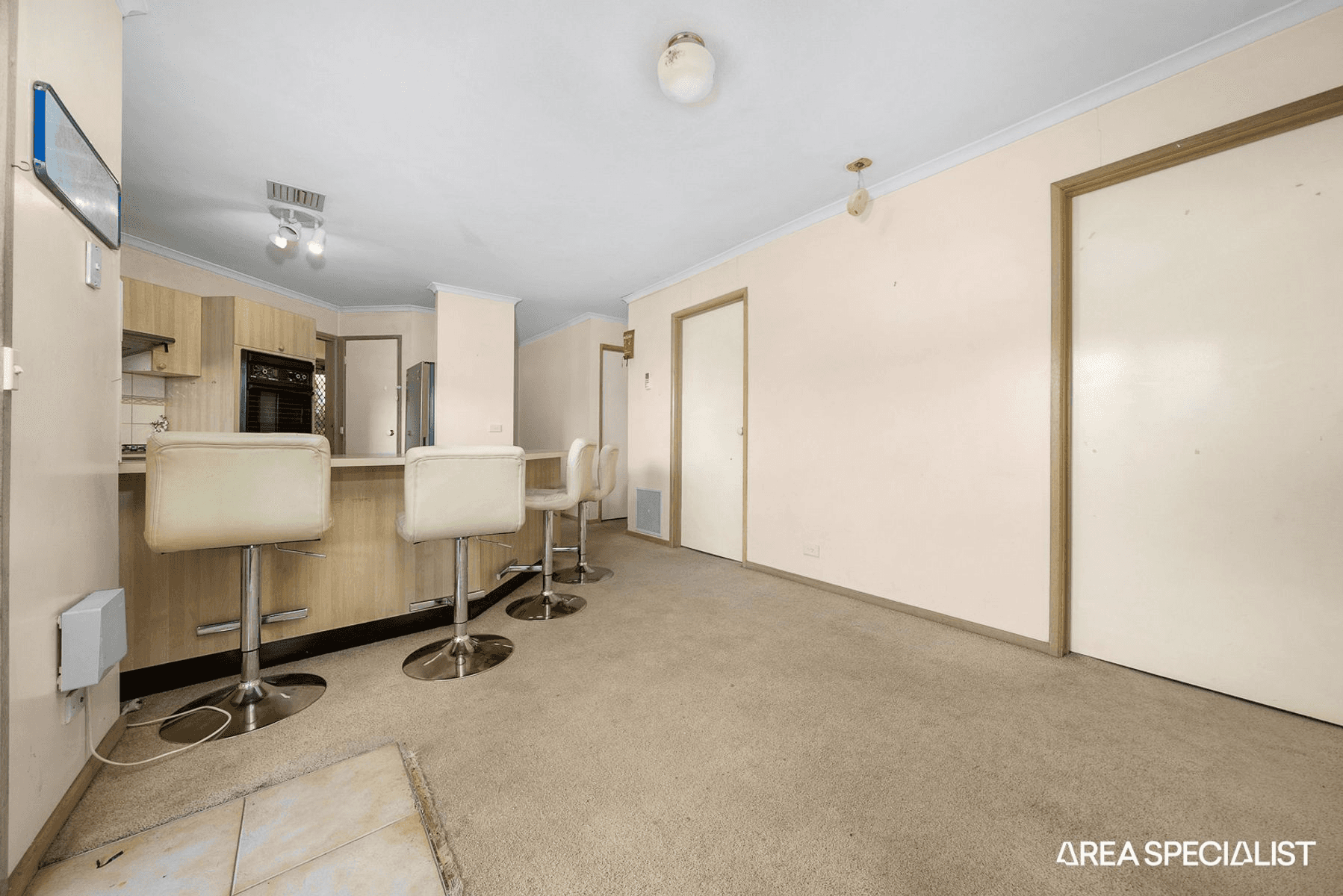 1/143 Monahans Road, Cranbourne West, VIC 3977