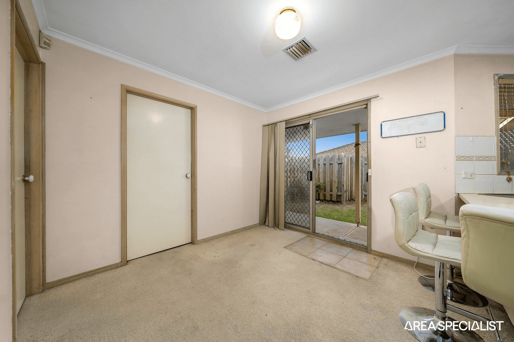 1/143 Monahans Road, Cranbourne West, VIC 3977