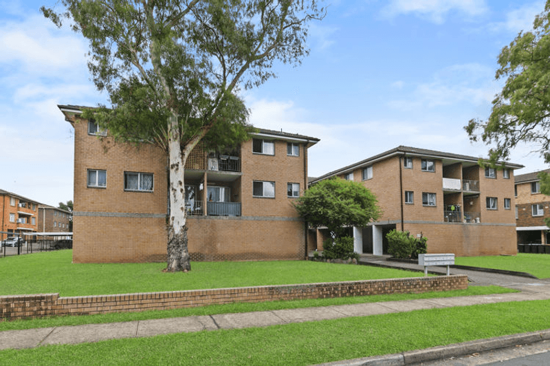 15/25 Cambridge Street, Merrylands, NSW 2160