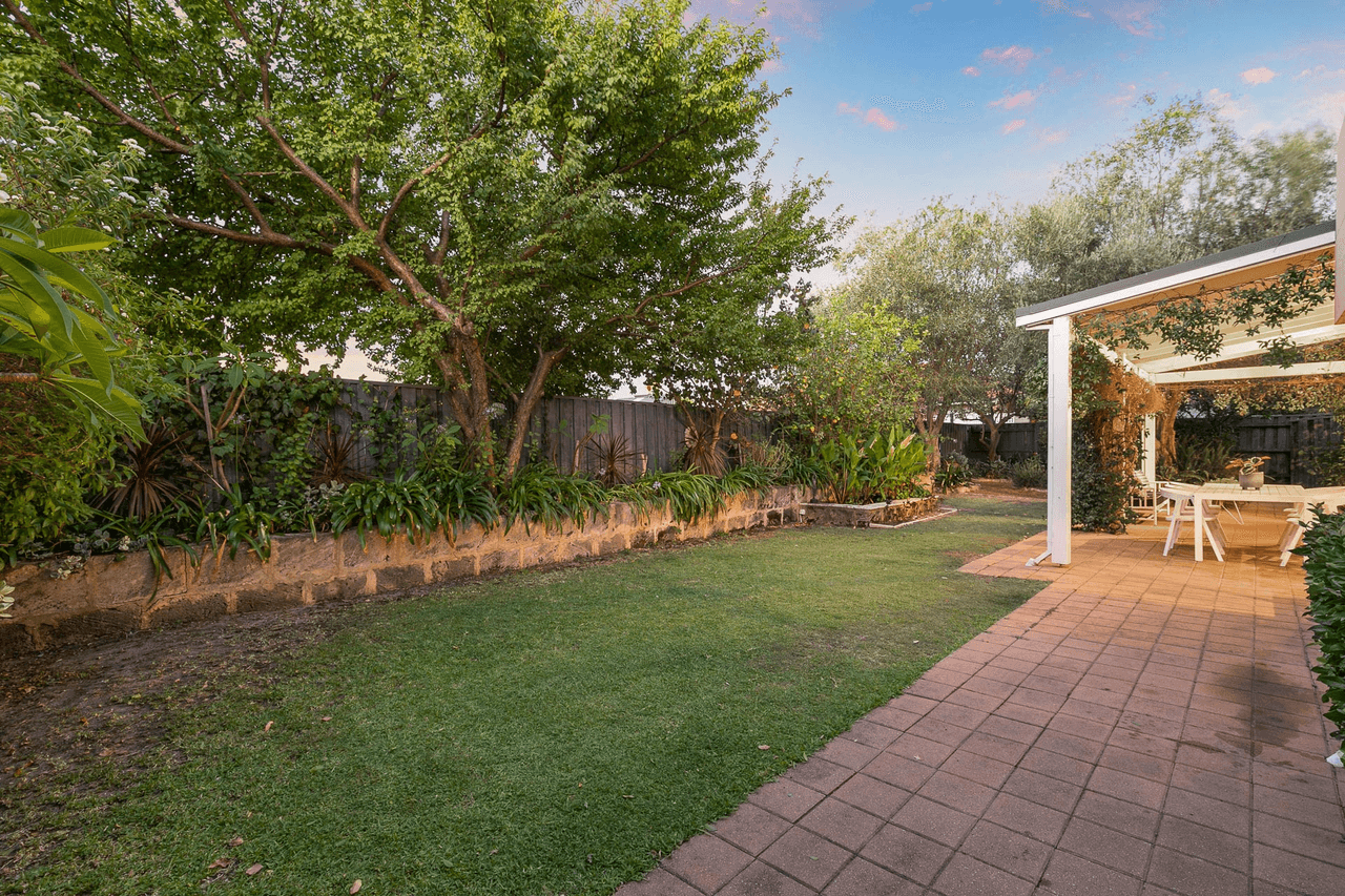 62A Strickland Street, MOUNT CLAREMONT, WA 6010