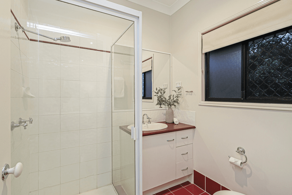 64 Oakwood Road, Warner, QLD 4500