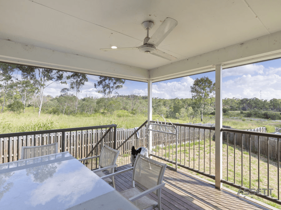 5 Vantage Place, REDBANK PLAINS, QLD 4301