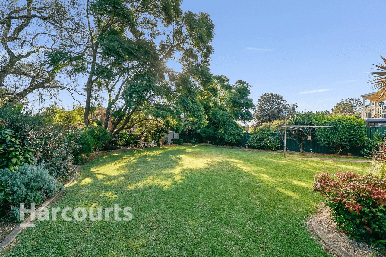 5 Townson Avenue, Leumeah, NSW 2560