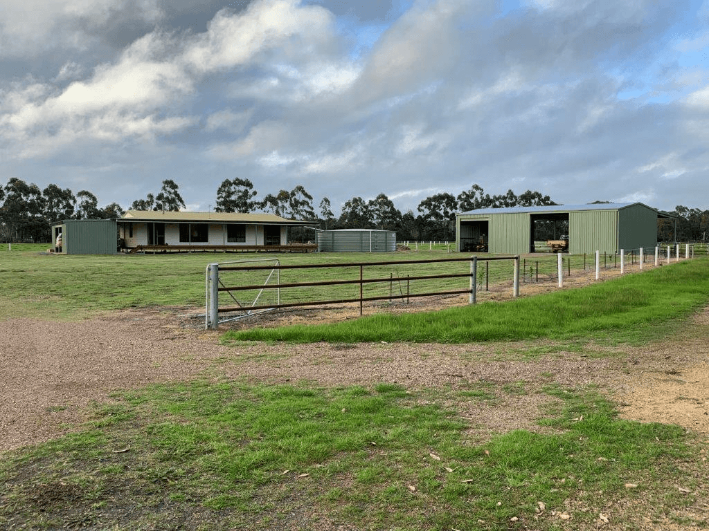 1679 SOMERS Road, WAROONA, WA 6215