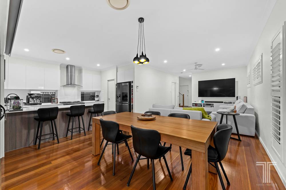 25 Moreton Avenue, Wynnum, QLD 4178