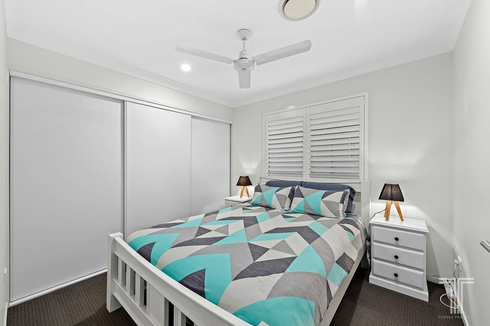25 Moreton Avenue, Wynnum, QLD 4178