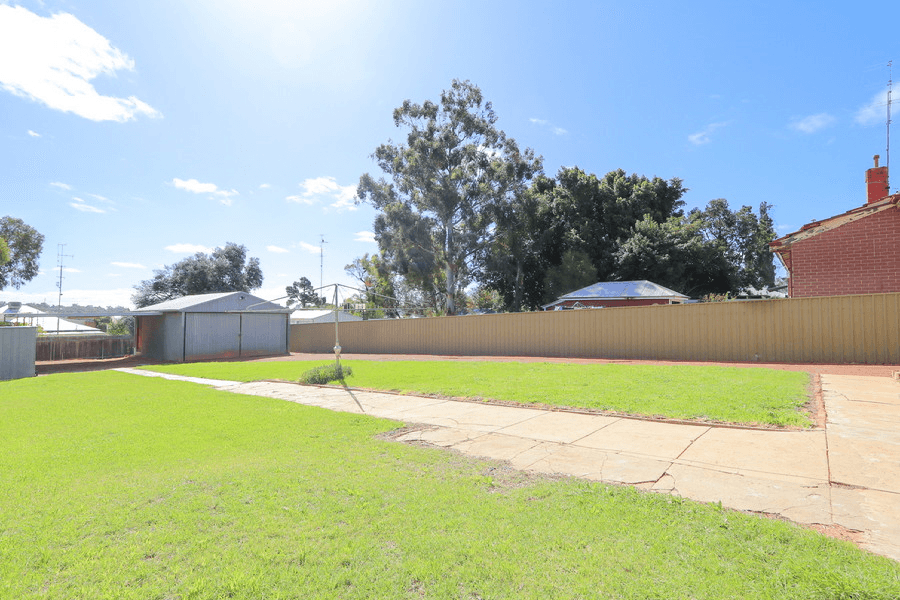 88 Chidlow Street East, NORTHAM, WA 6401