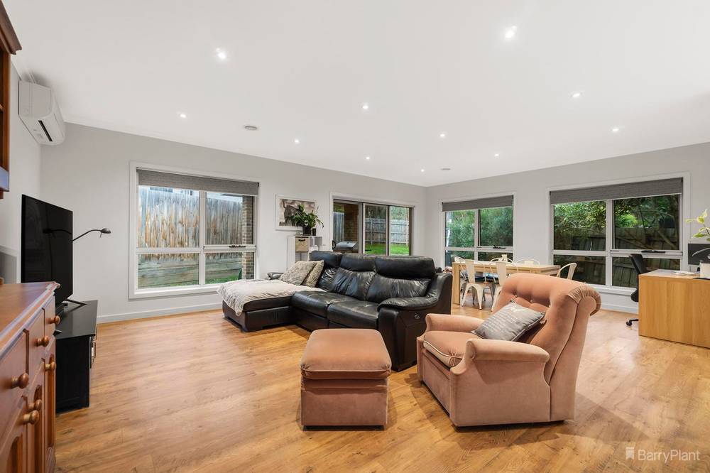 13A Roymar Court, WONGA PARK, VIC 3115