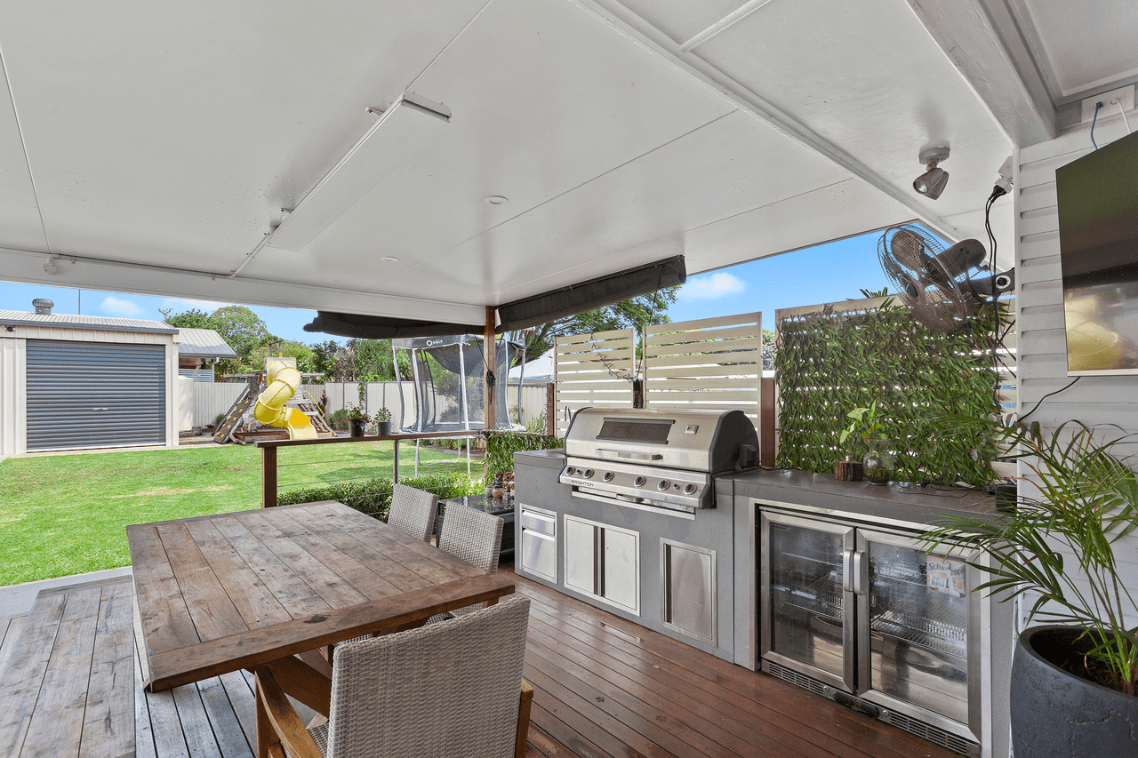 230 Bridge Street, NEWTOWN, QLD 4350