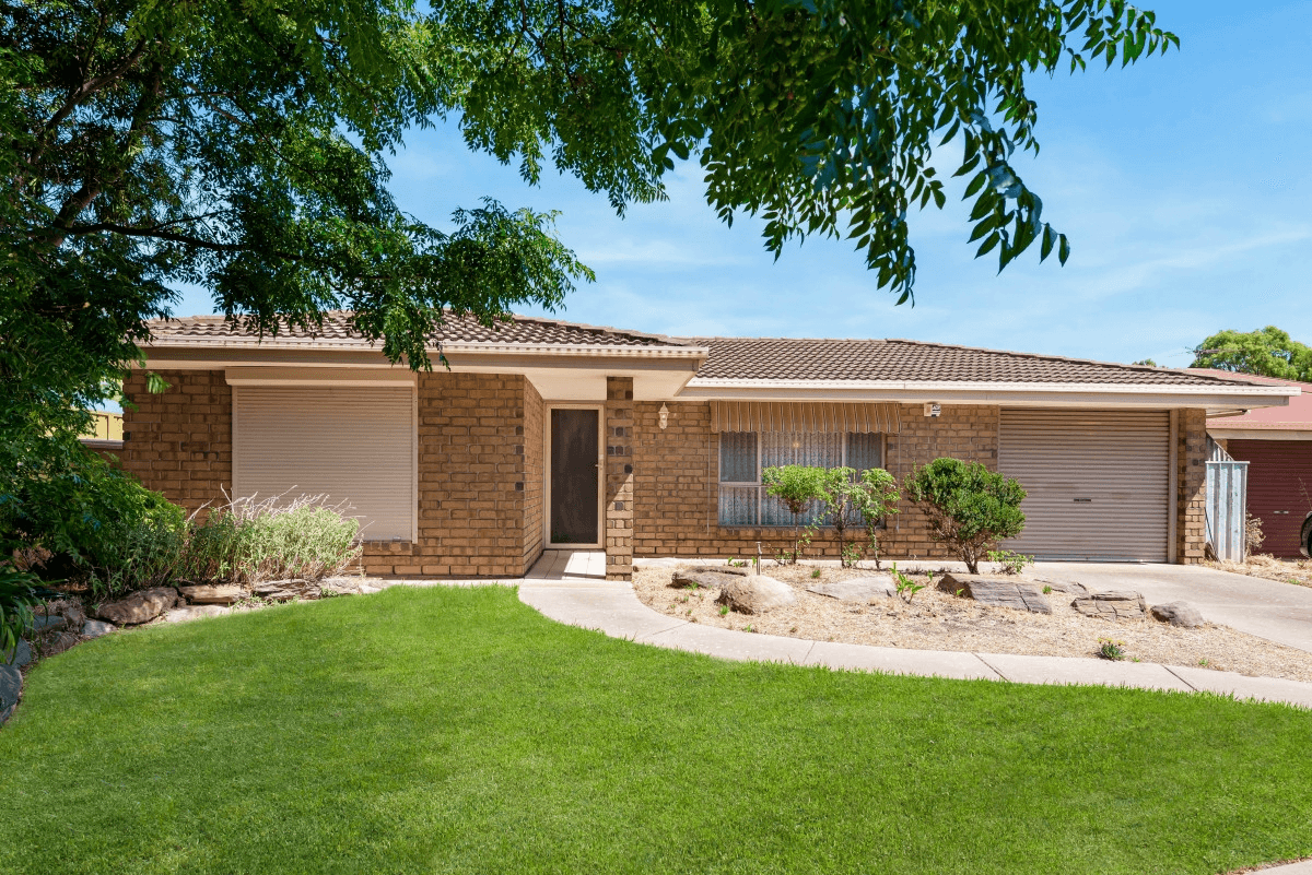 4 Dennis Street, Happy Valley, SA 5159