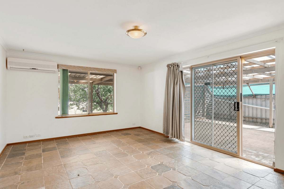 4 Dennis Street, Happy Valley, SA 5159