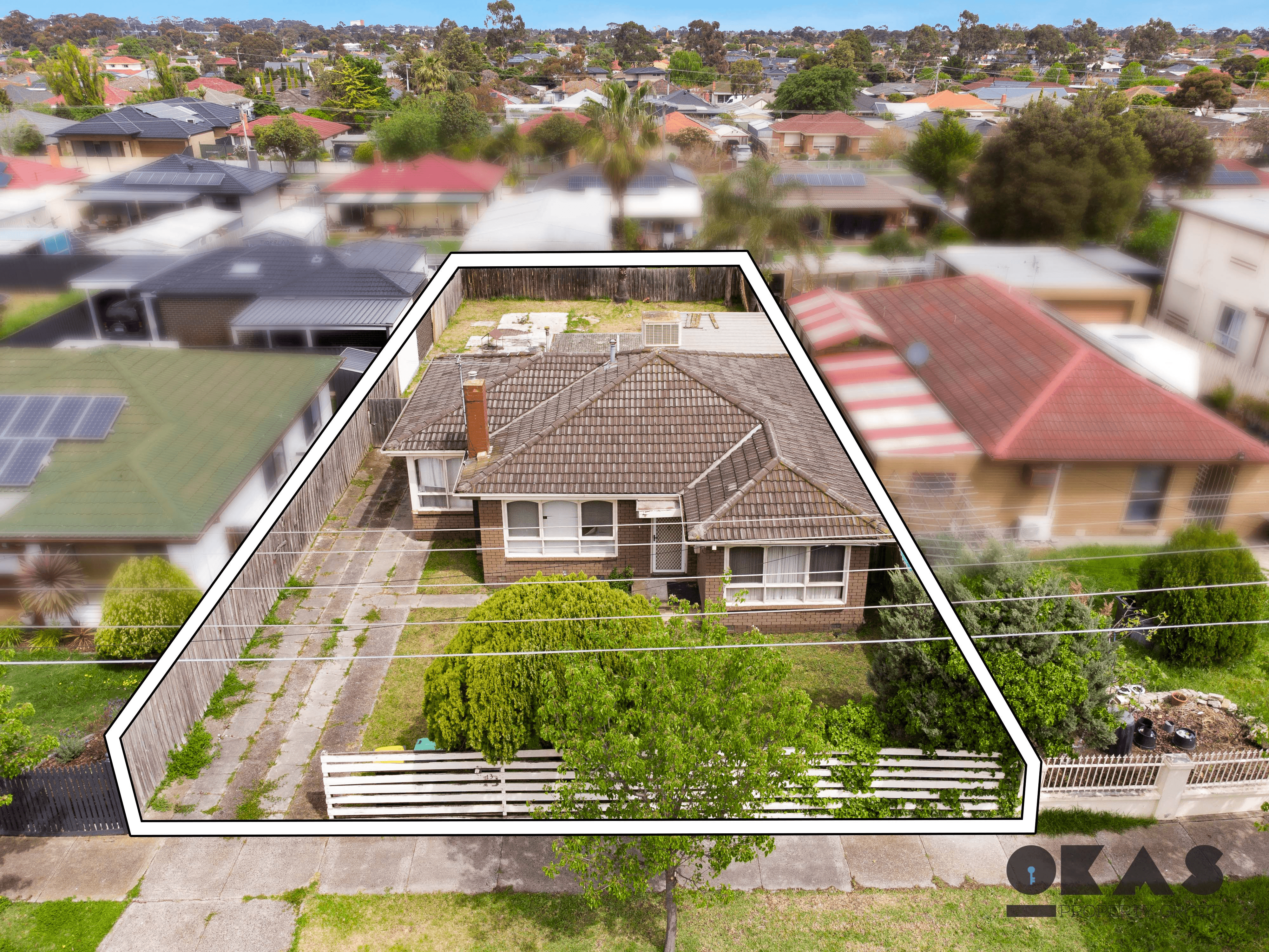 13 Throsby Crescent, DEER PARK, VIC 3023