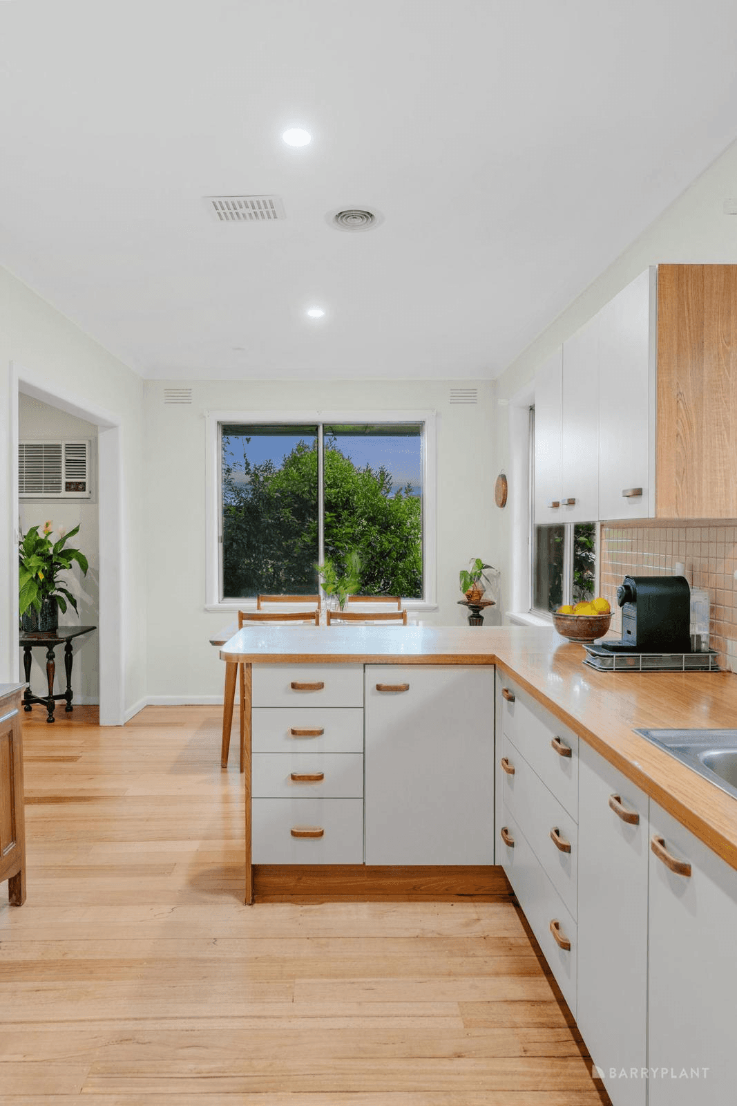 60 Castleton Road, VIEWBANK, VIC 3084