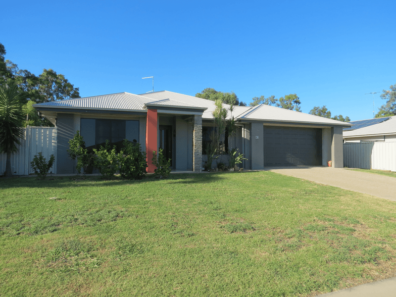 41 Newman Drive, EMERALD, QLD 4720