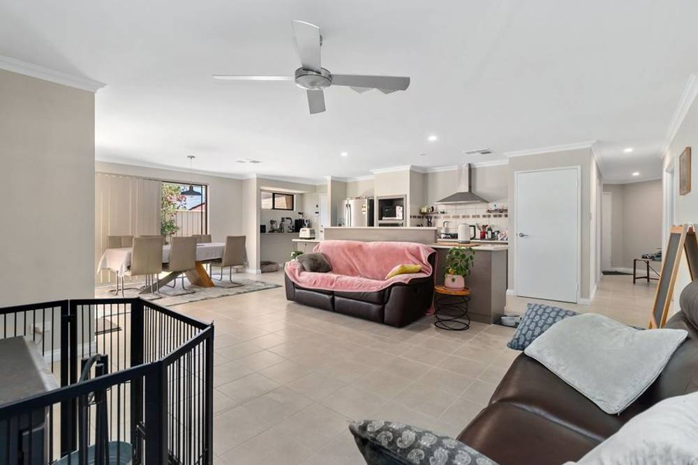 4 Archimedes Crescent, TAPPING, WA 6065