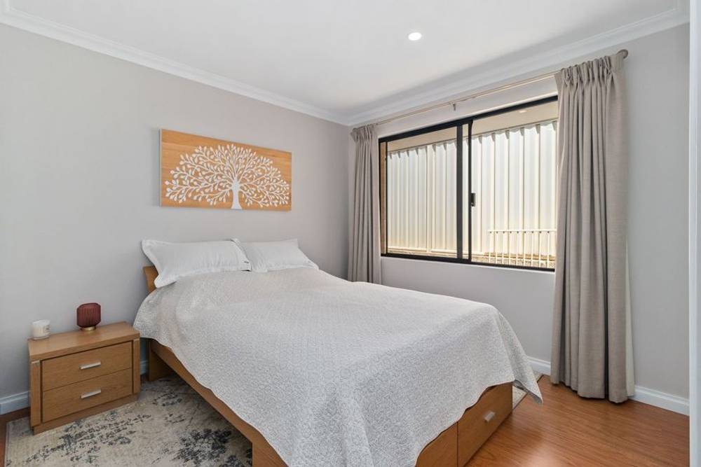 4 Archimedes Crescent, TAPPING, WA 6065