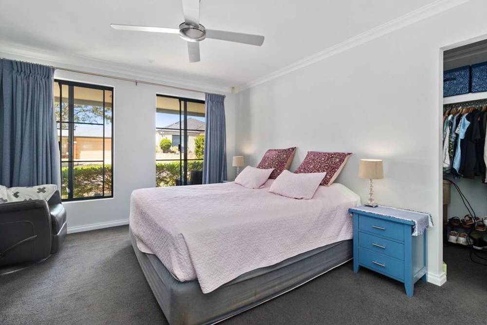 4 Archimedes Crescent, TAPPING, WA 6065